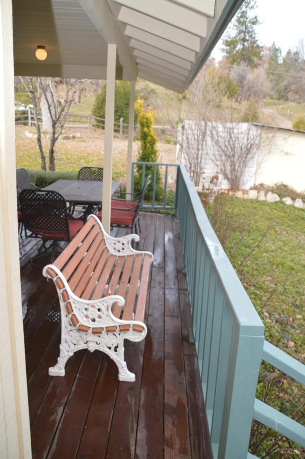 Beautiful 3 Bedroom Home Located Near Yosemite آوكهيرست المظهر الخارجي الصورة